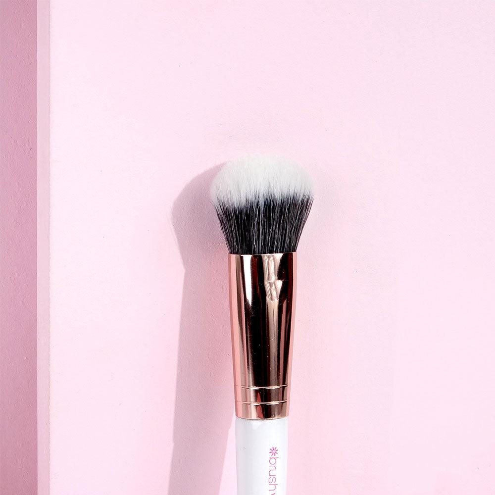 White & Gold Multi Tasking Brush - GOLDFARMACI